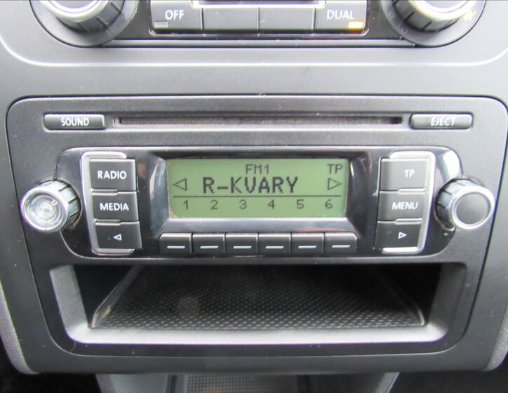 Volkswagen Touran Kombi 1,2 l 77 kw