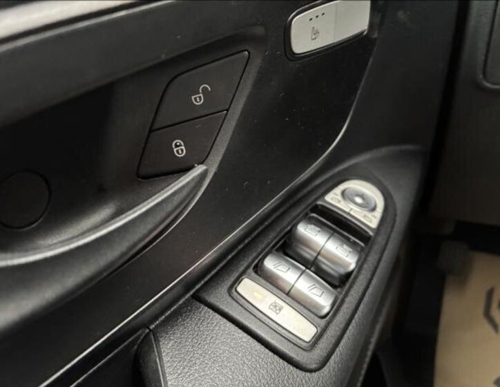 Mercedes-Benz Vito MPV 2,0 l 120 kw