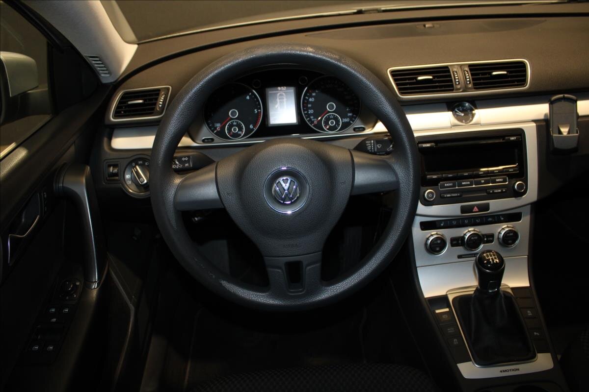 Volkswagen Passat Kombi 2,0 l 103 kw