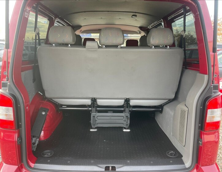 Volkswagen Transporter 12