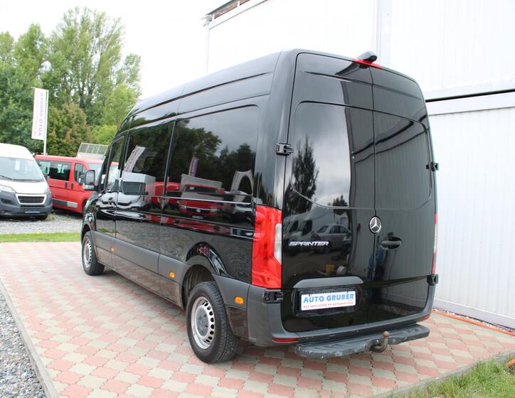 Mercedes-Benz Sprinter 5