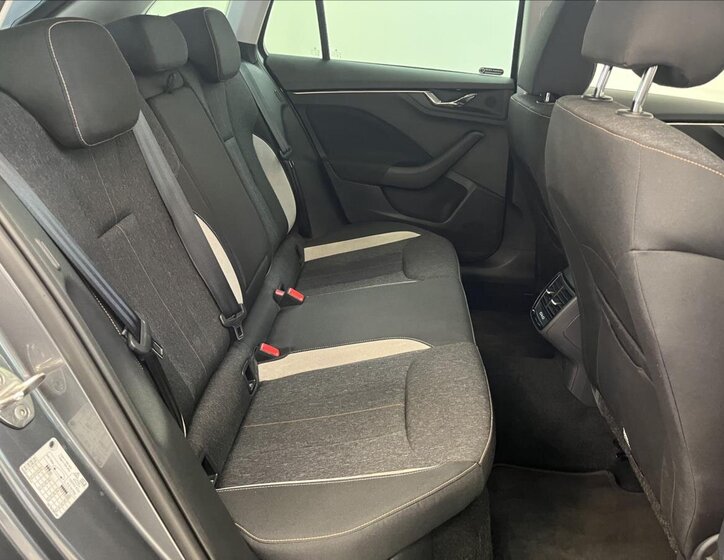 Škoda Scala Hatchback 999,0 85 kw