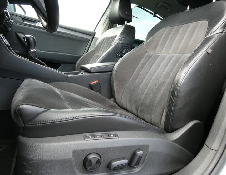 Škoda Superb Liftback 2,0 l 110 kw