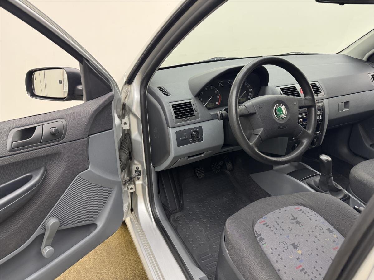Škoda Fabia Hatchback 1,2 l 40 kw