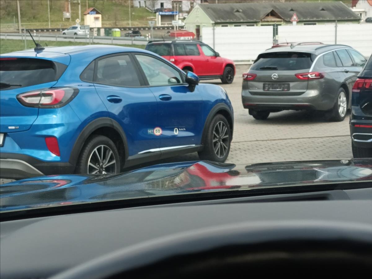 BMW X7 SUV / Terénní 4,4 l 390 kw