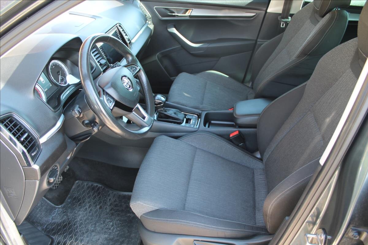 Škoda Karoq SUV / Terénní 1,5 l 110 kw