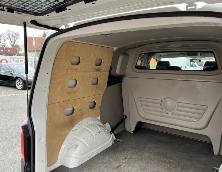 Volkswagen Transporter 28