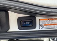 Toyota Land Cruiser SUV / Terénní 4,5 l 186 kw