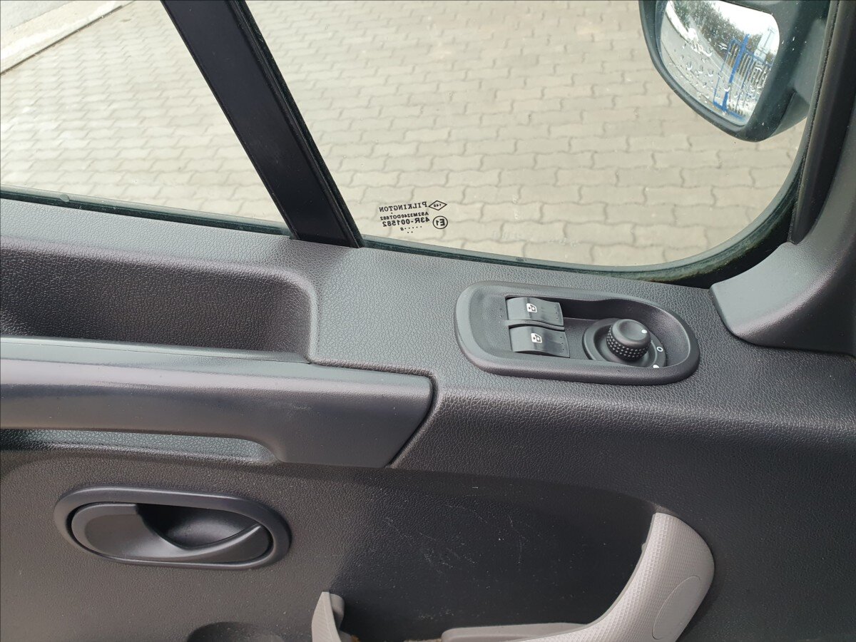 Renault Master Sklápěč 2,3 l 96 kw