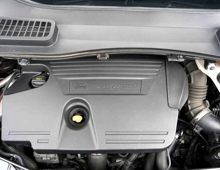 Ford Kuga SUV / Terénní 2,0 l 132 kw