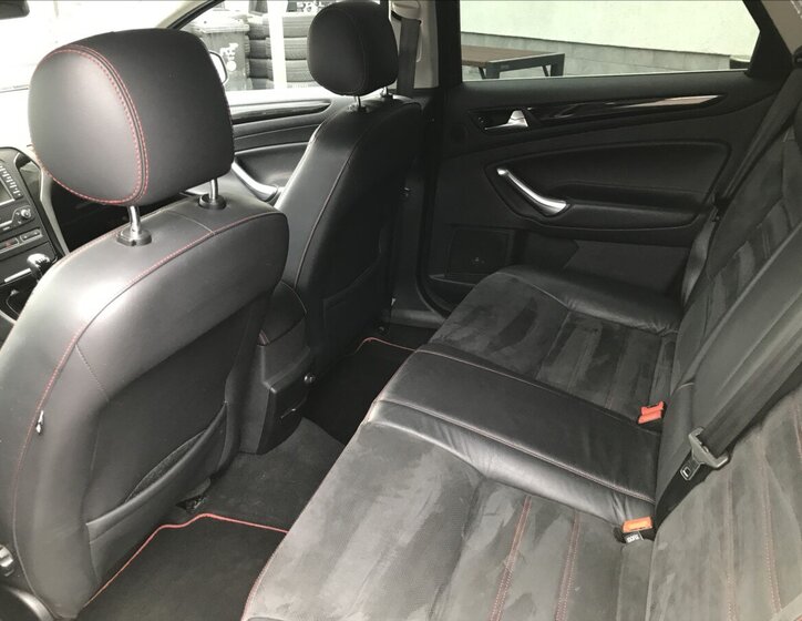 Ford Mondeo Kombi 2,2 l 147 kw