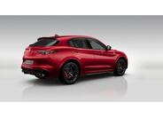 Alfa Romeo Stelvio 3