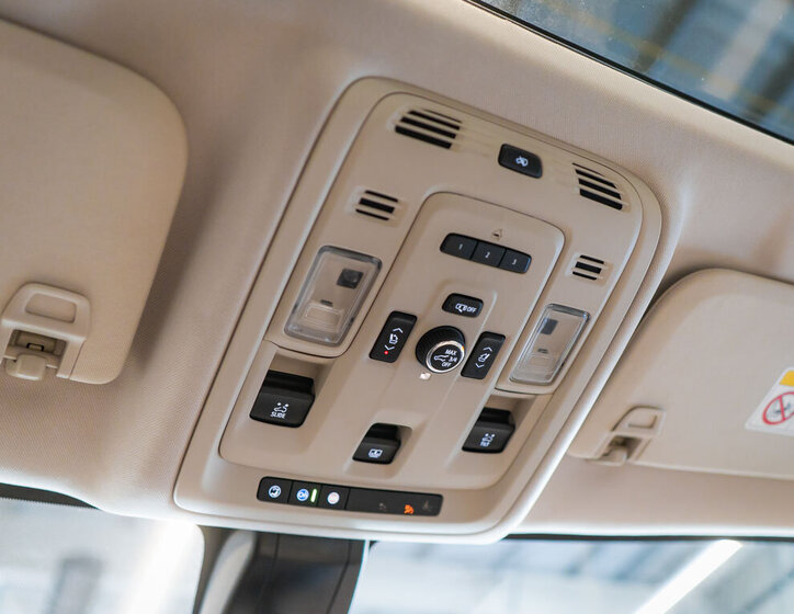 GMC Yukon SUV / Terénní 6,2 l 313 kw