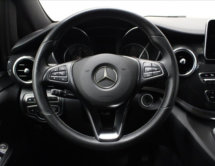 Mercedes-Benz Třídy V 19