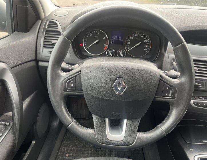 Renault Laguna Liftback 1,5 l 81 kw