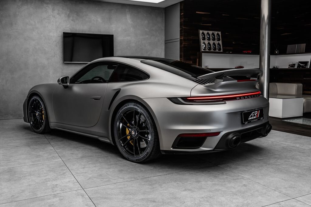 Porsche Ostatní Kupé 3,8 l 478 kw