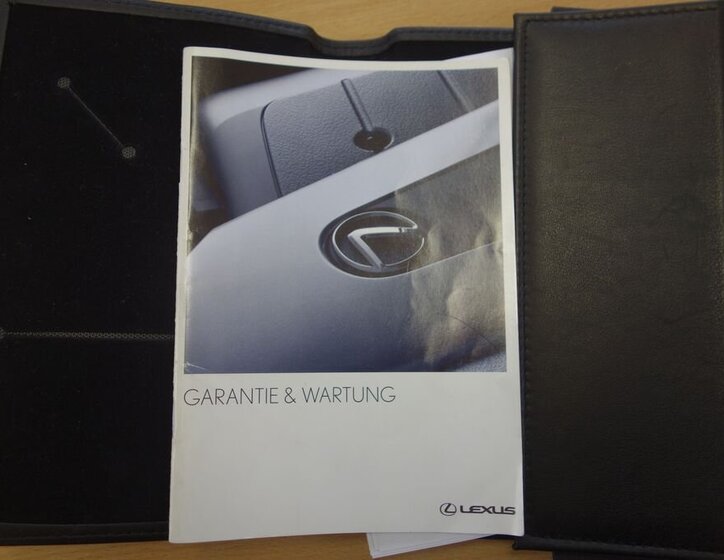 Lexus RX 400 SUV 3,3 l 155 kw