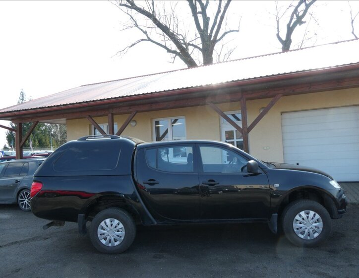 Mitsubishi L200 Pick-up 2,5 l 100 kw