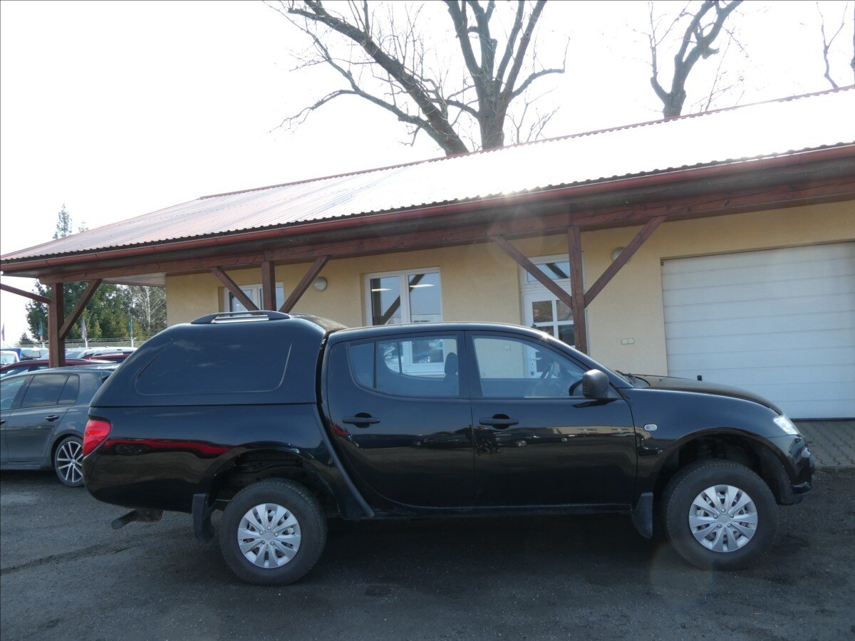 Mitsubishi L200 Pick-up 2,5 l 100 kw