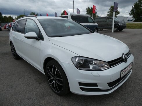 Volkswagen Golf Kombi 1,2 l 81 kw
