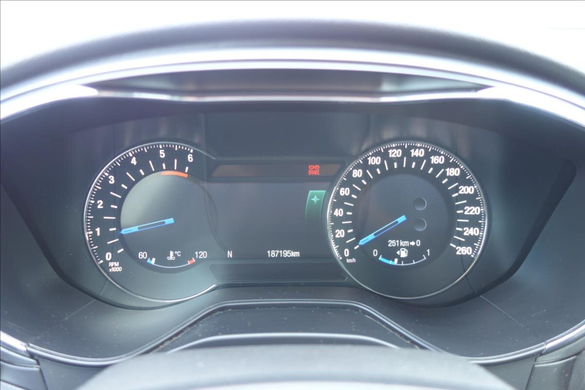 Ford Mondeo Liftback 2,0 l 110 kw