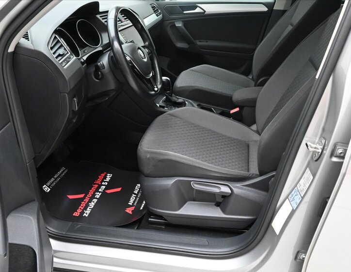 Volkswagen Tiguan 13