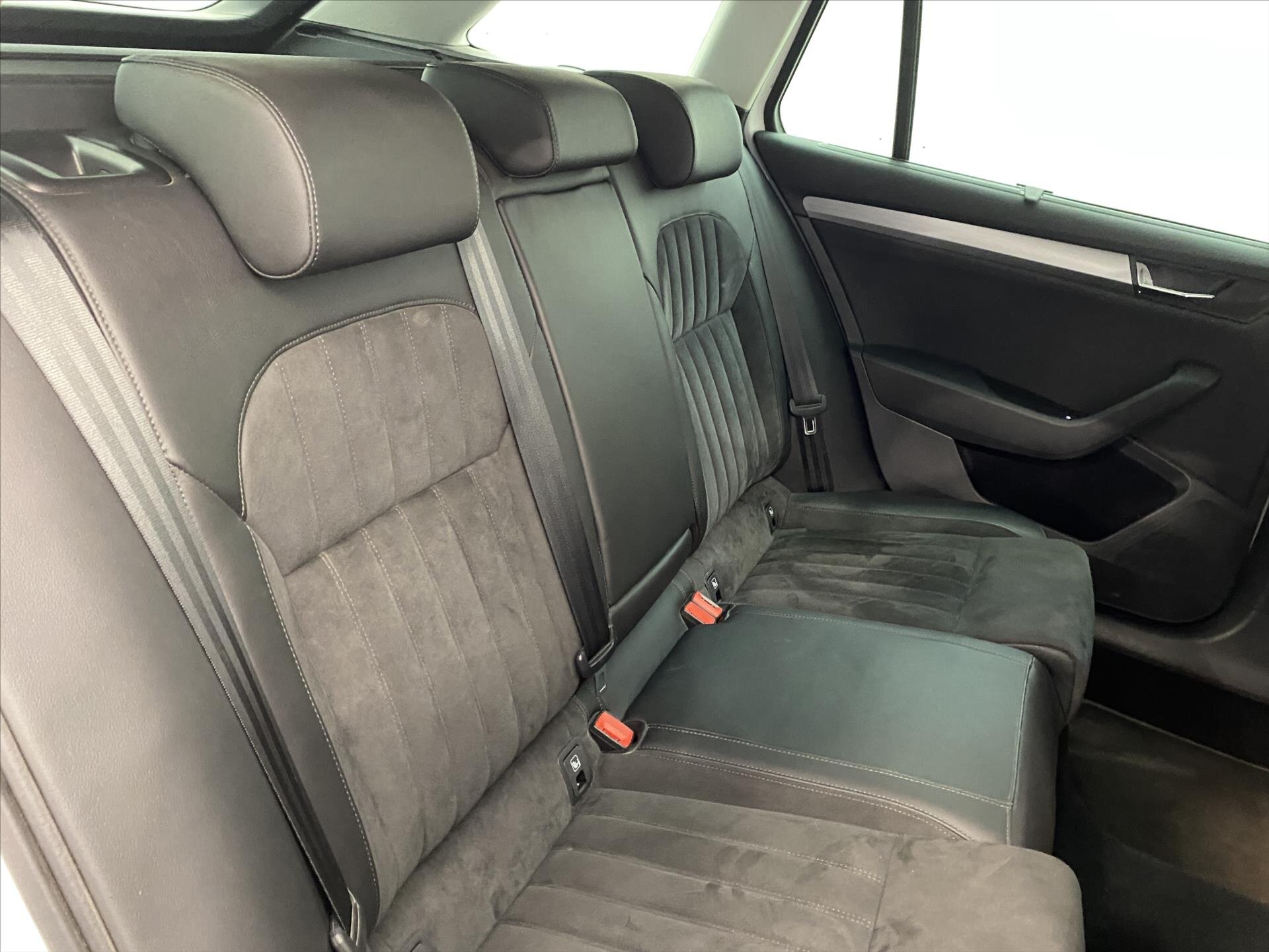 Škoda Superb Kombi 2,0 l 140 kw