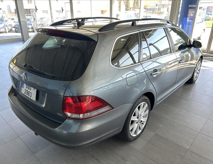 Volkswagen Golf Kombi 2,0 l 103 kw