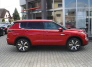 Mitsubishi Outlander SUV / Terénní 2,4 l 225 kw