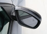 Peugeot 208 Hatchback 1,2 l 74 kw