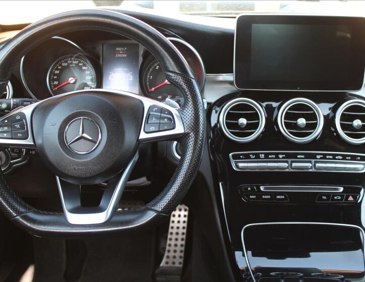 Mercedes-Benz Třídy C Kombi 2,1 l 150 kw