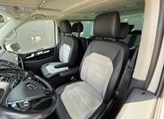 Volkswagen Multivan 11