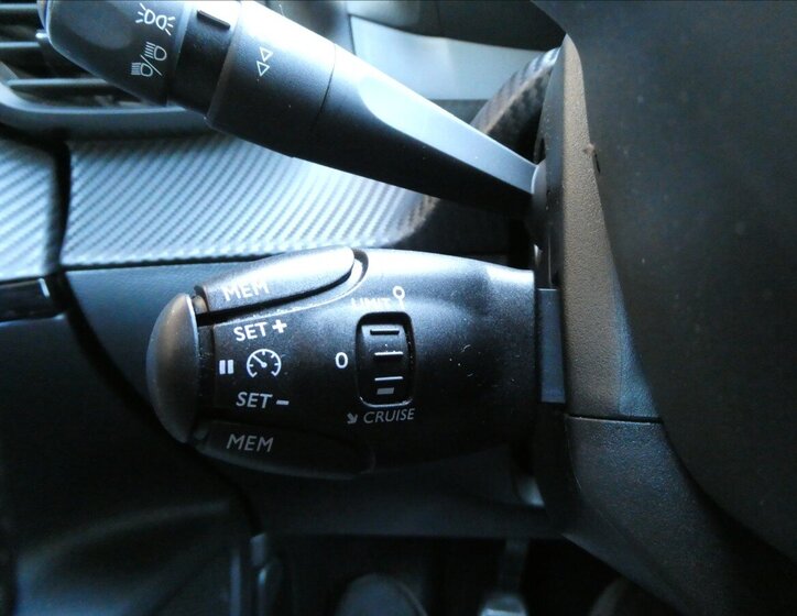 Peugeot 2008 SUV / Terénní 1,2 l 96 kw