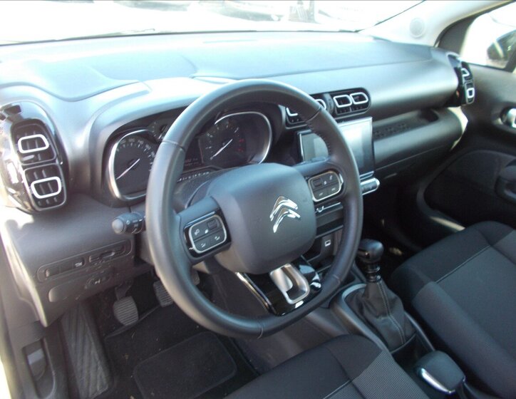 Citroën C3 Aircross SUV / Terénní 1,2 l 81 kw