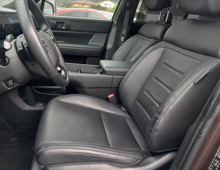 Hyundai Santa Fe SUV 1,6 l 117 kw