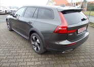 Volvo V60 Kombi 2,0 l 145 kw