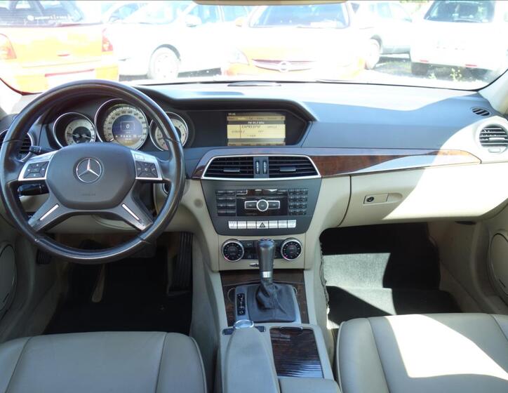 Mercedes-Benz Třídy C 17