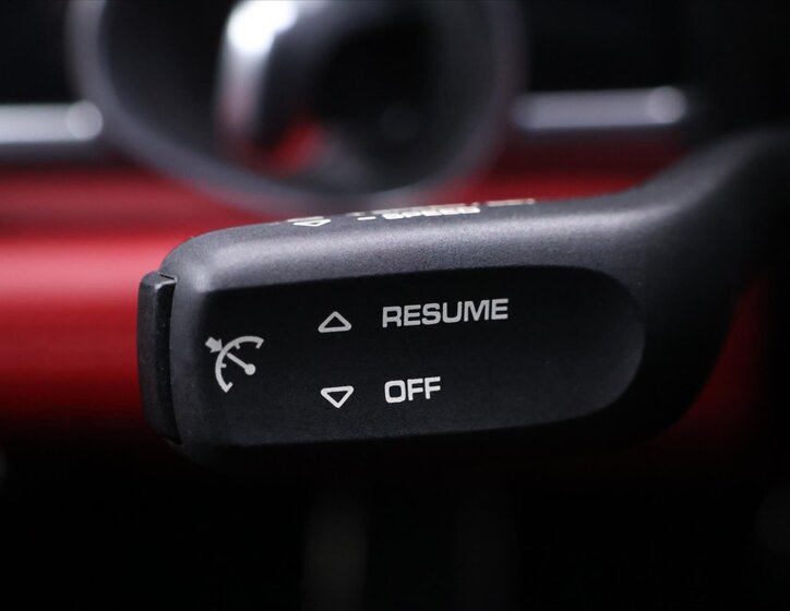 Porsche Panamera Hatchback 3,0 l 221 kw