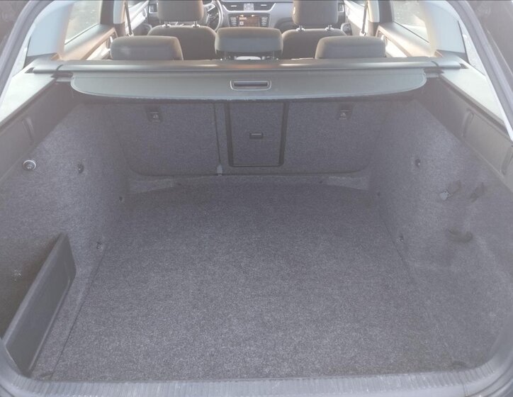 Škoda Octavia Kombi 2,0 l 110 kw