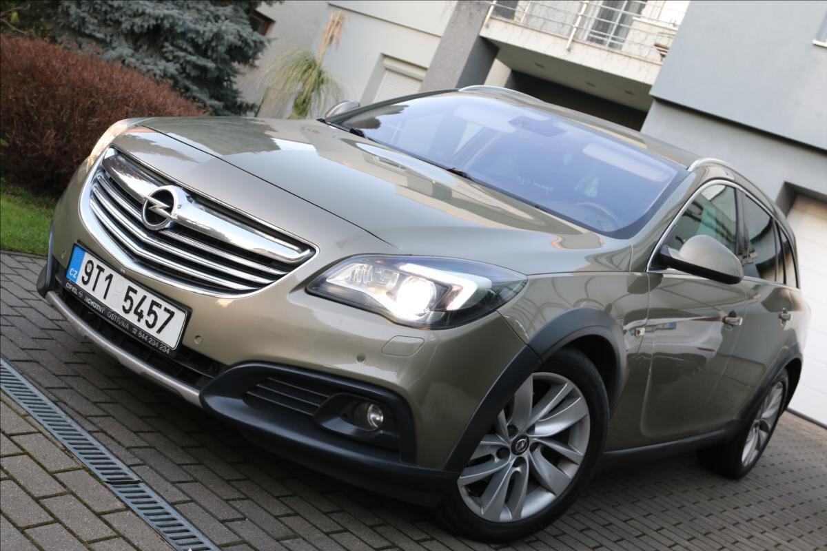 Opel Insignia Kombi 2,0 l 143 kw