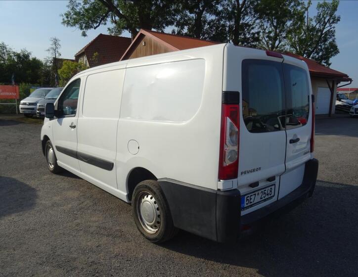 Peugeot Expert 5