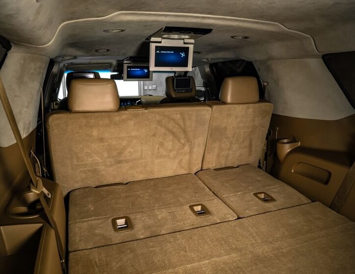 Cadillac Escalade SUV / Terénní 6,2 l 313 kw