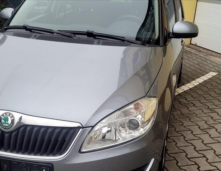 Škoda Roomster 3