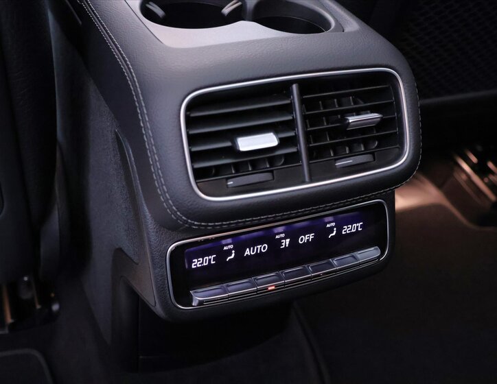 Mercedes-Benz GLS 45