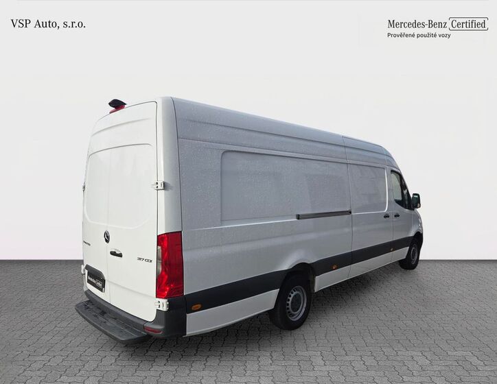 Mercedes-Benz Sprinter 5