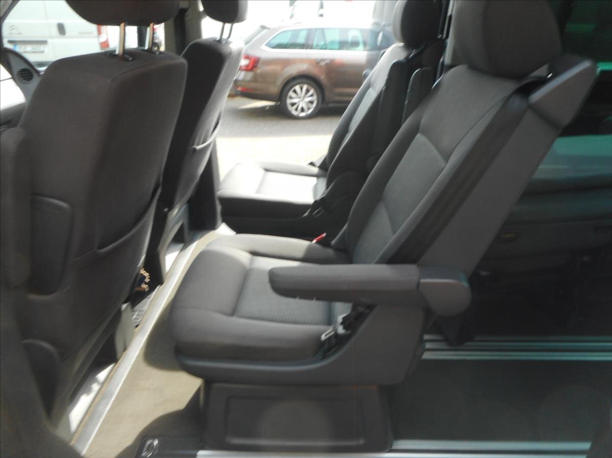 Volkswagen Multivan Kombi 2,5 l 128 kw