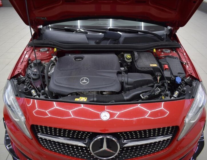 Mercedes-Benz Třídy A Hatchback 2,0 l 155 kw