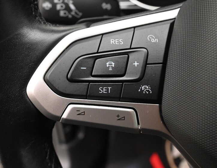 Volkswagen Passat Kombi 2,0 l 110 kw