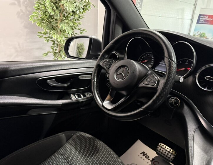 Mercedes-Benz Třídy V Kombi 2,0 l 140 kw