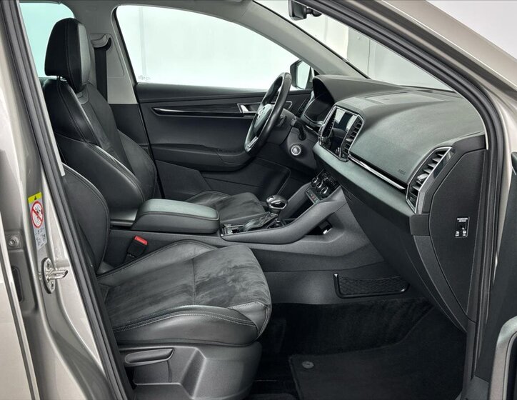 Škoda Karoq SUV / Terénní 1,5 l 110 kw